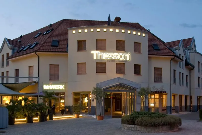 Thessoni Boutique